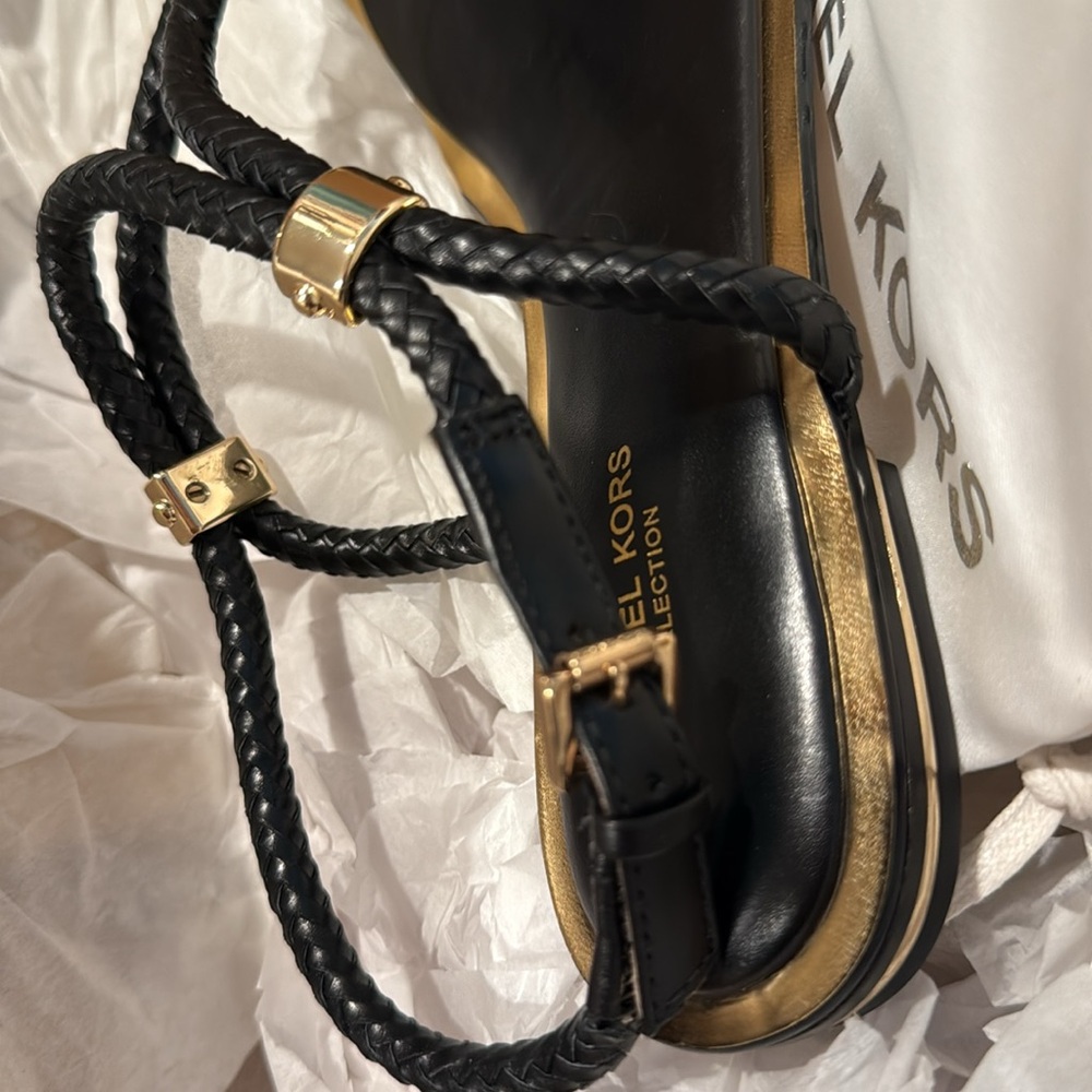 NEW Michael Kors Collection Braided Leather Black Gold Thong Sandals Sz 7 NIB - Picture 2 of 5